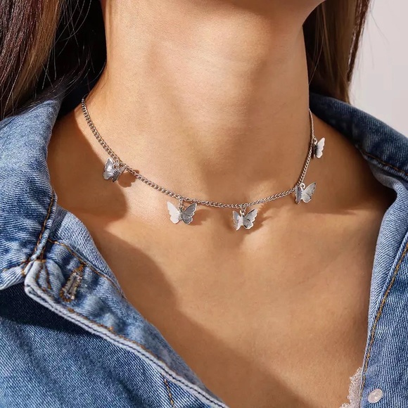 "Summer Bliss" Butterfly Hippie Festival Minimalist Gold Silver Choker Necklace - Picture 2 of 11